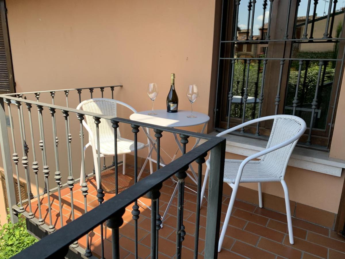 Casa Mariposa Apartment Desenzano del Garda Ngoại thất bức ảnh